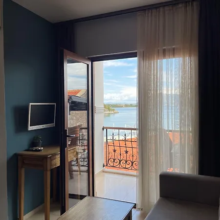 Veziroglu Ξενοδοχείο με διαμερίσματα 4*