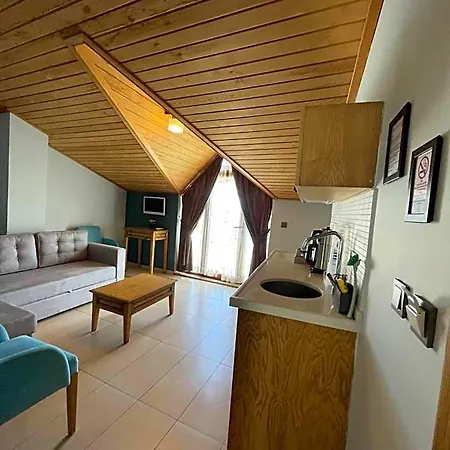 Veziroglu Aparthotel 4*